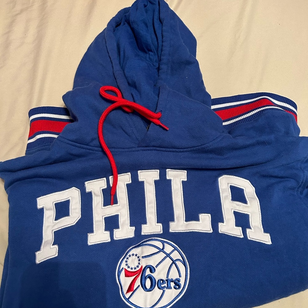 Philadelphia 76ers hoodie